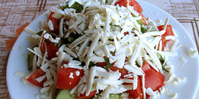 Insalata mista di verdure crude