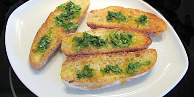 Buonissimi crostini fatti in casa