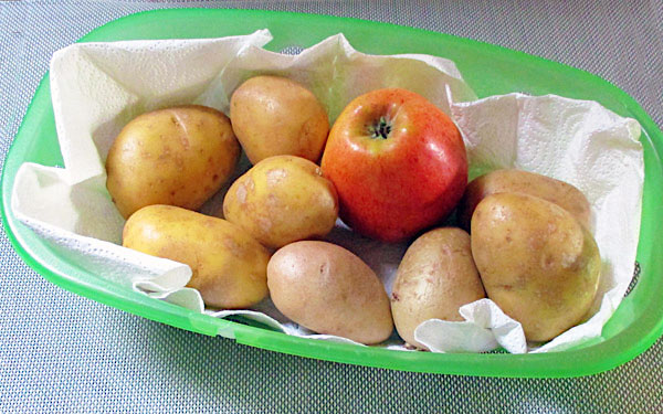 Patate con una mela.
